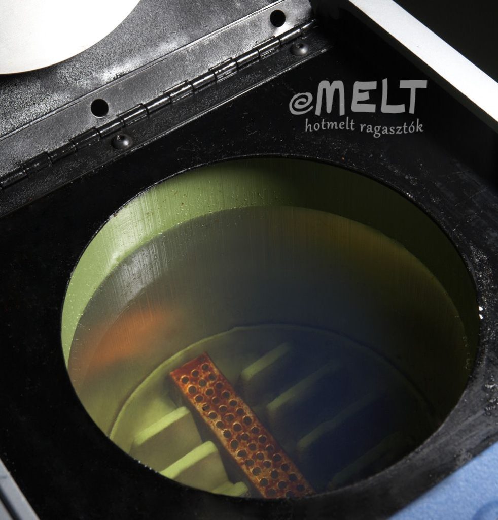 Metallocene no burn in tank logo